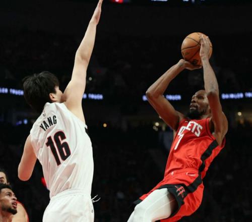 新疆男篮胜,利返乡,欢呼声中球,皇冠体育,皇冠体育官网,H5皇冠体育官网,皇冠体育官网玩家首选