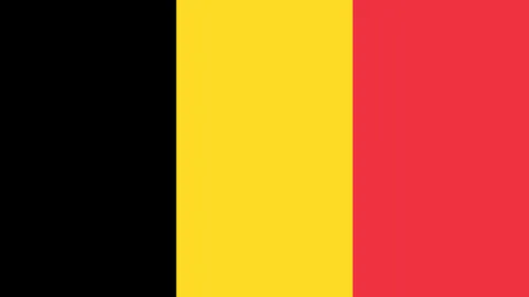 湖人三巨头齐飞：东契奇神助攻惊艳，詹皇末节掌控全局